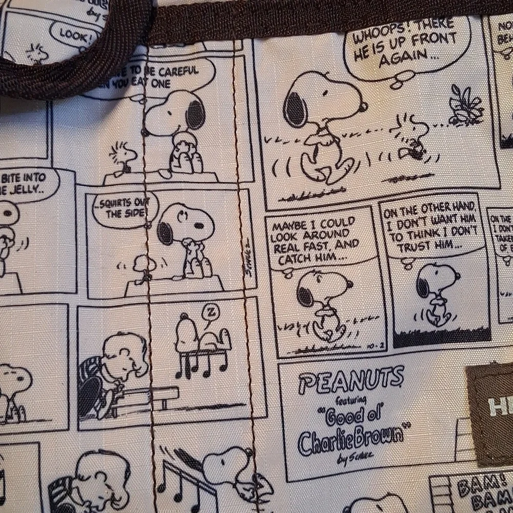 PEANUTS, HAPI+TAS Comic Print Messenger Bag - Black and Cream